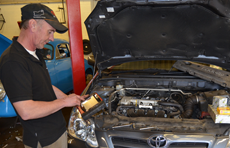 Experienced mechanics diagnosing and fixing all problems